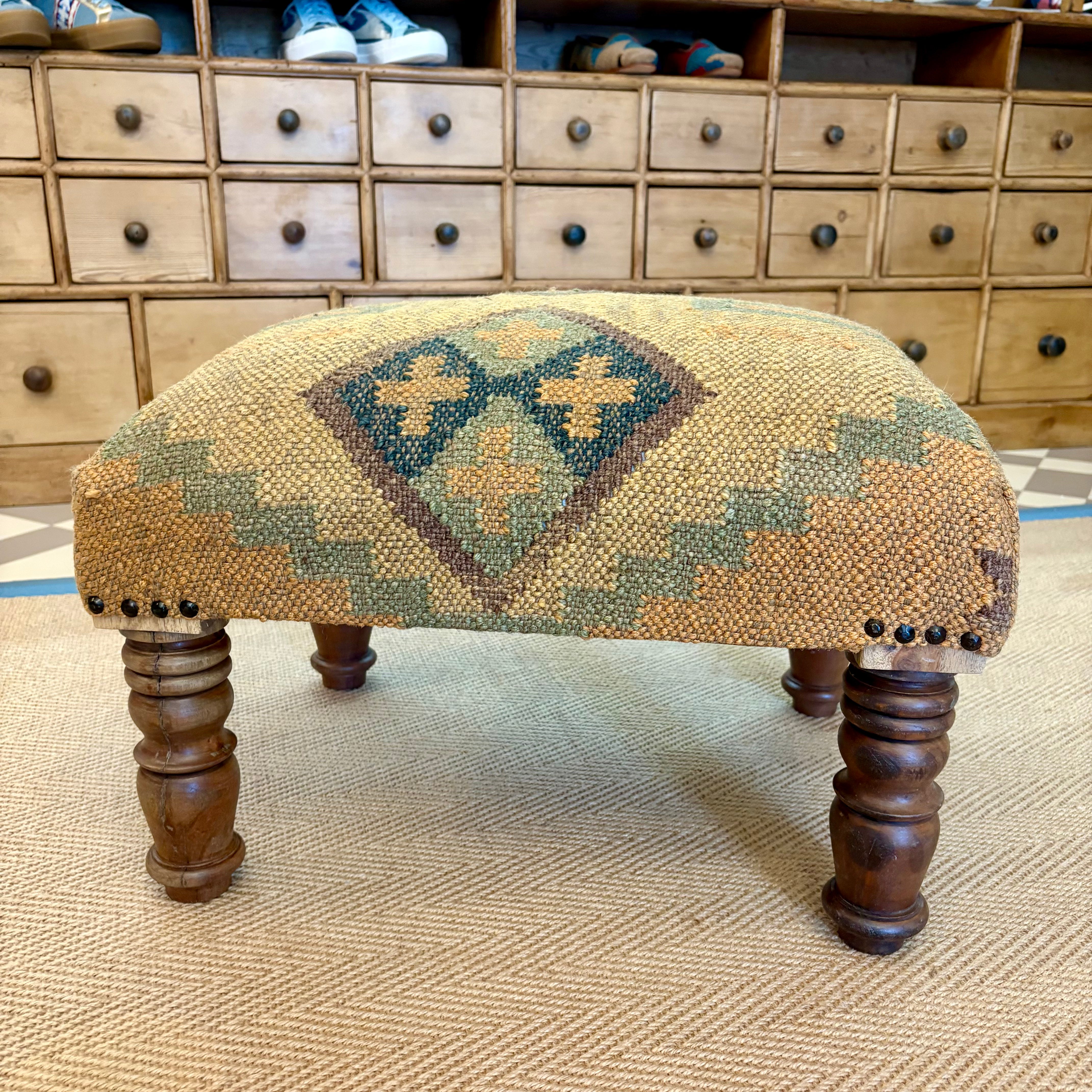 Pecorino - Indian Kilim Footstool