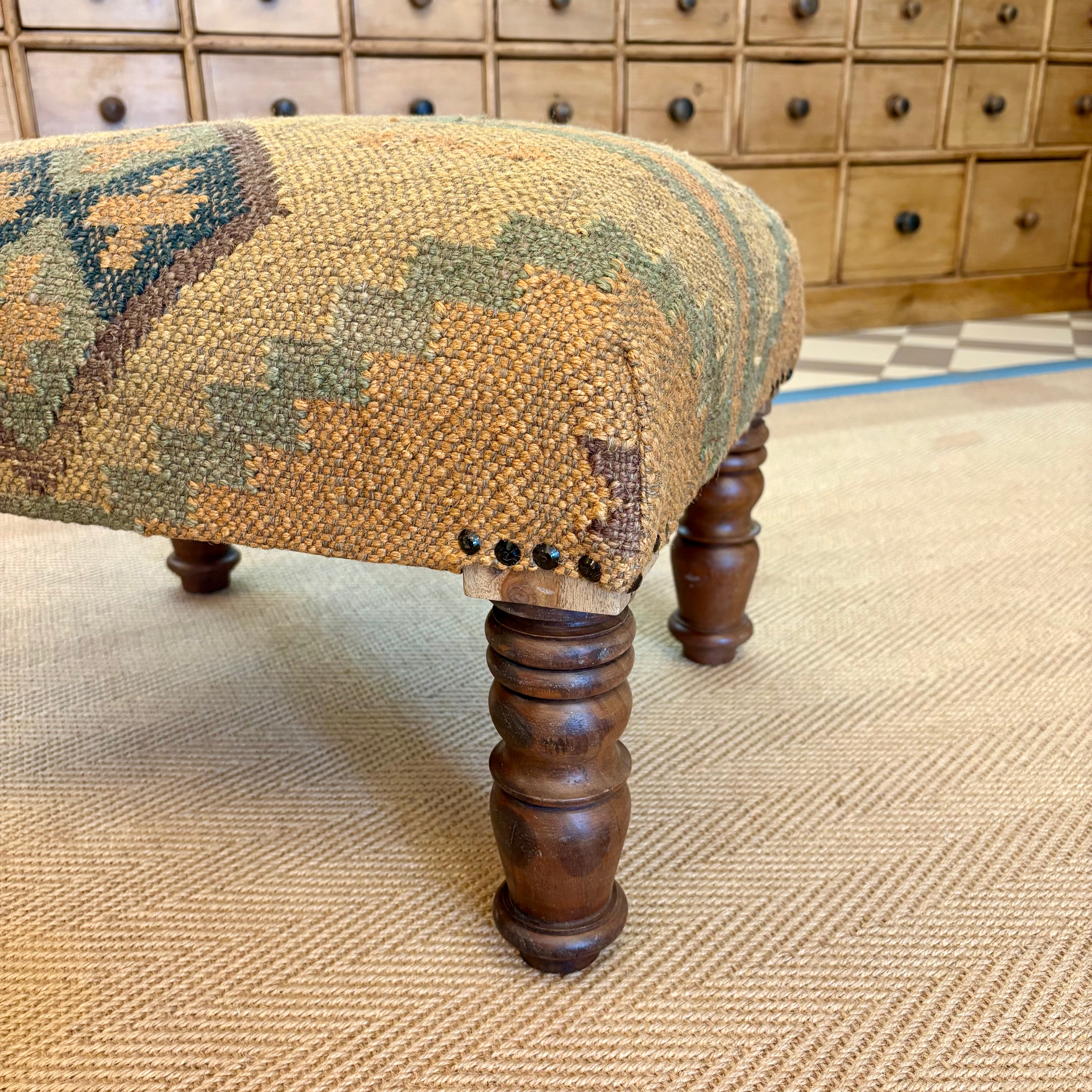 Pecorino - Indian Kilim Footstool