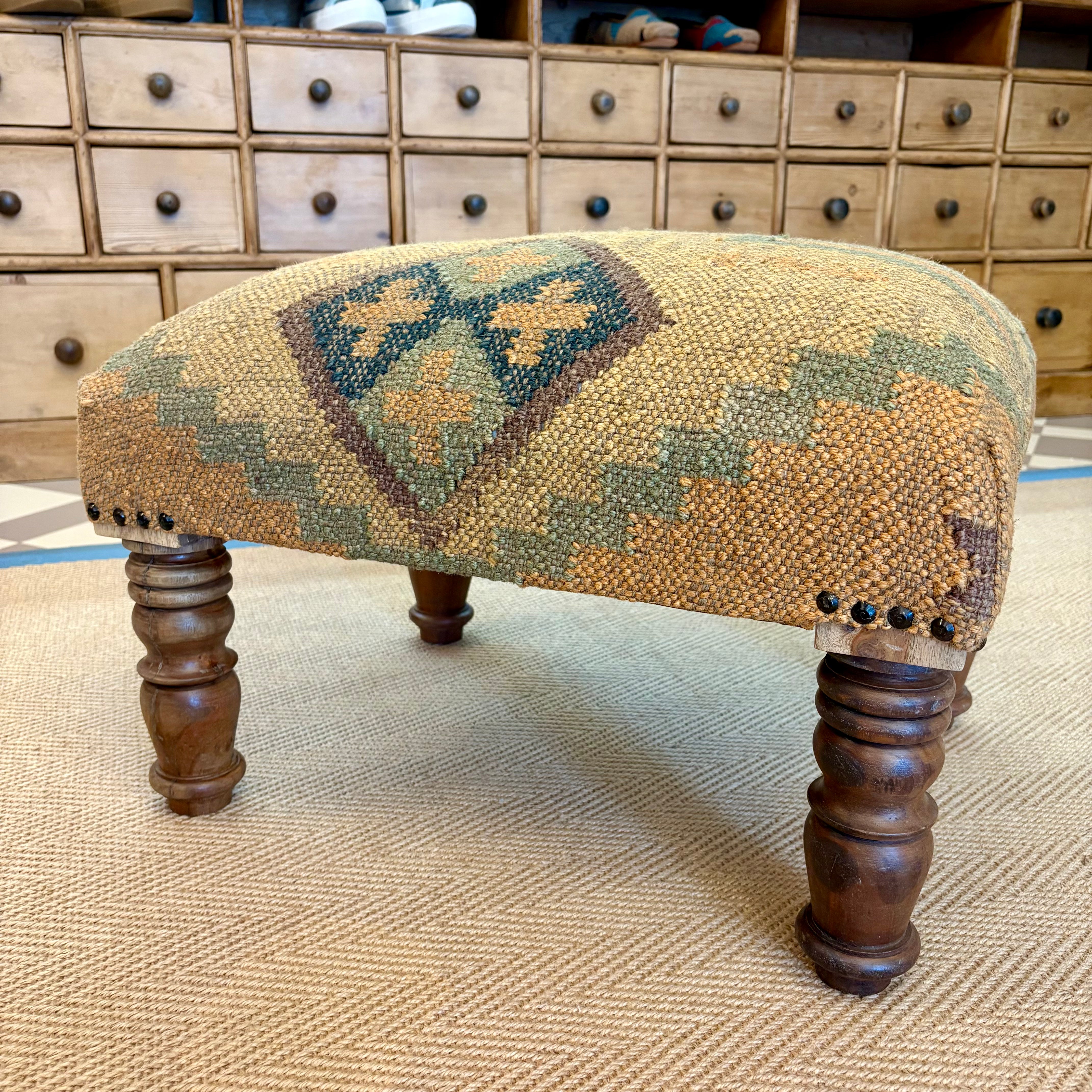 Pecorino - Indian Kilim Footstool