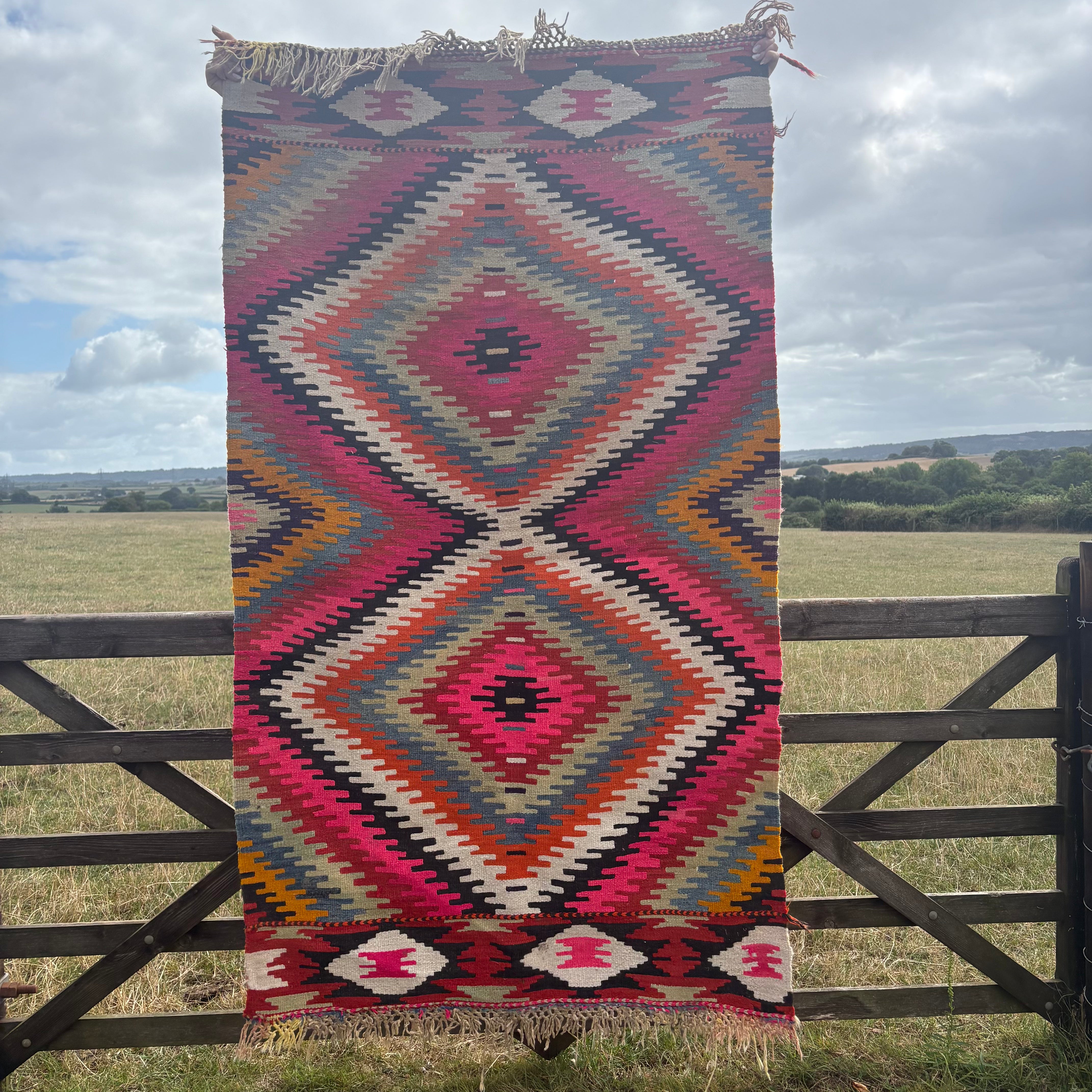 Celine Rug - 105cm x 183cm