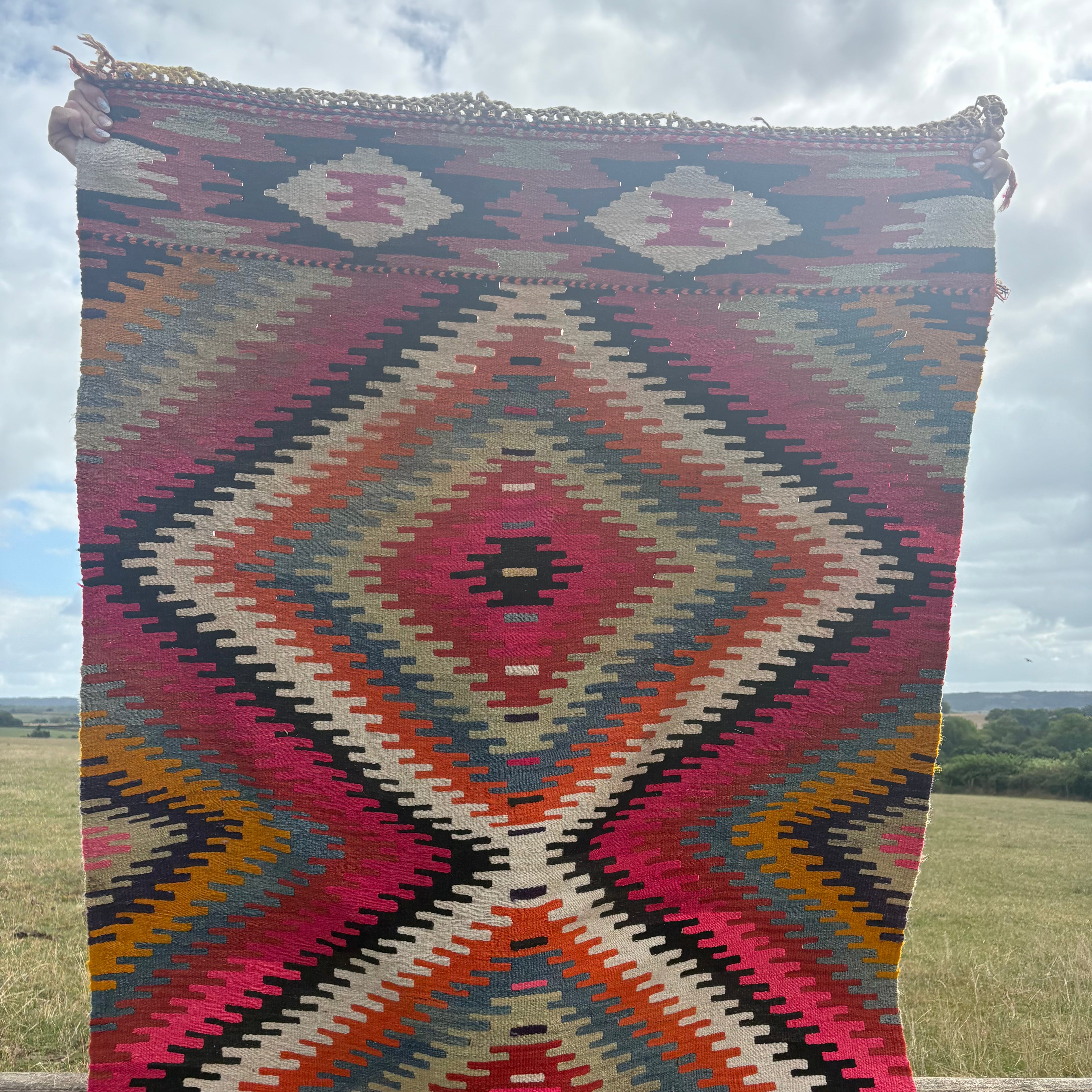 Celine Rug - 105cm x 183cm