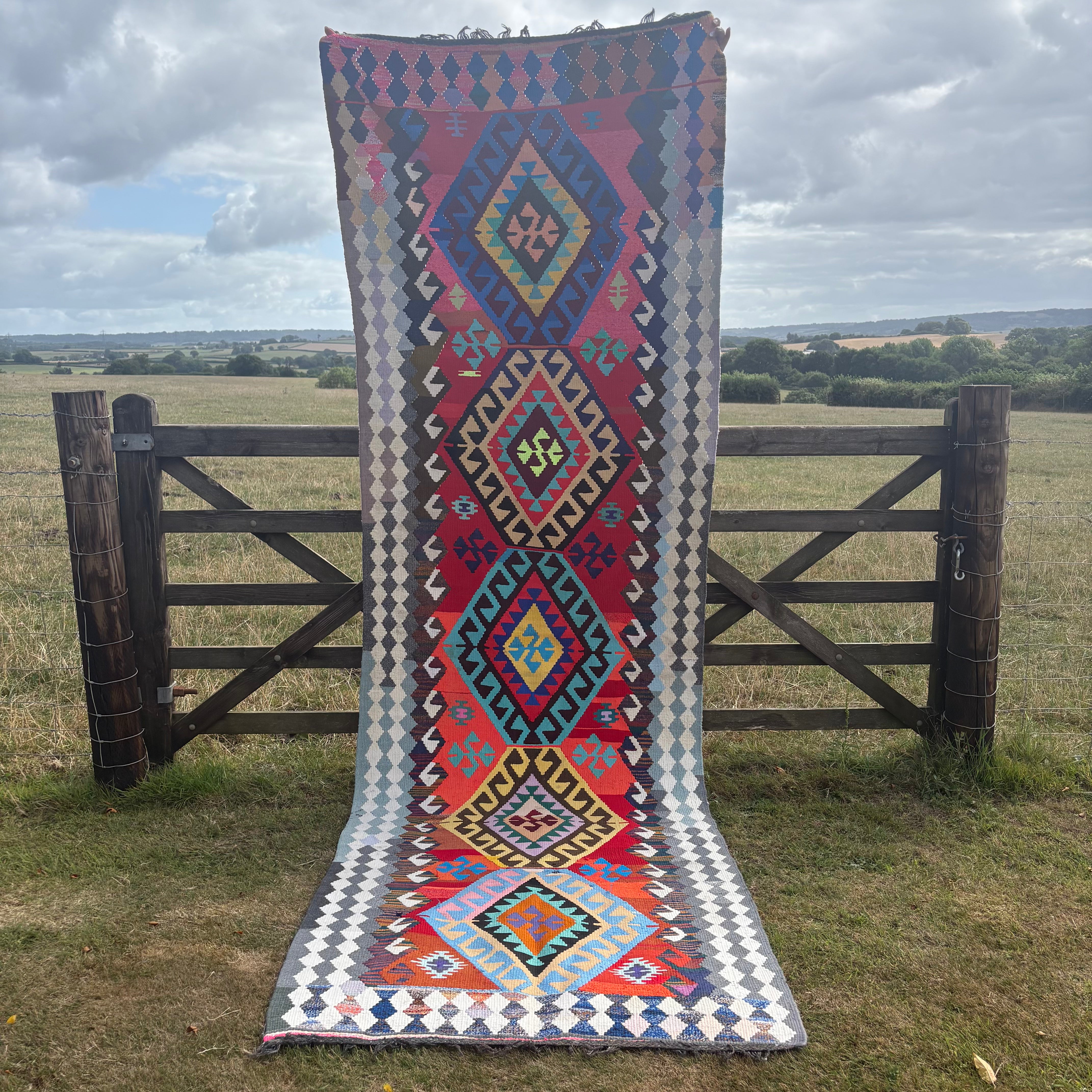 Tignes Rug - 105cm x 343cm