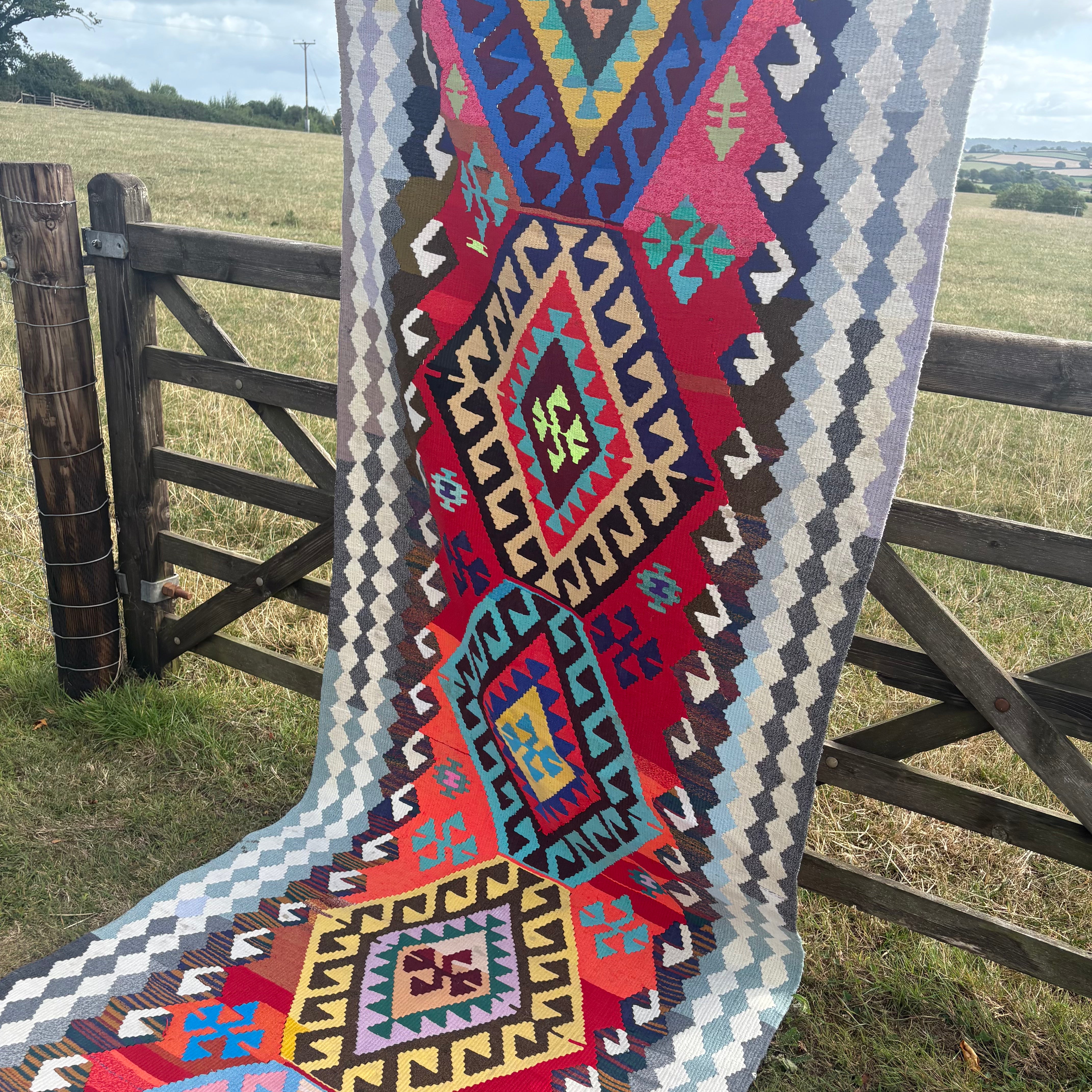 Tignes Rug - 105cm x 343cm