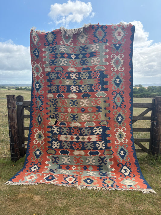 Cortina Rug - 200cm x 282cm