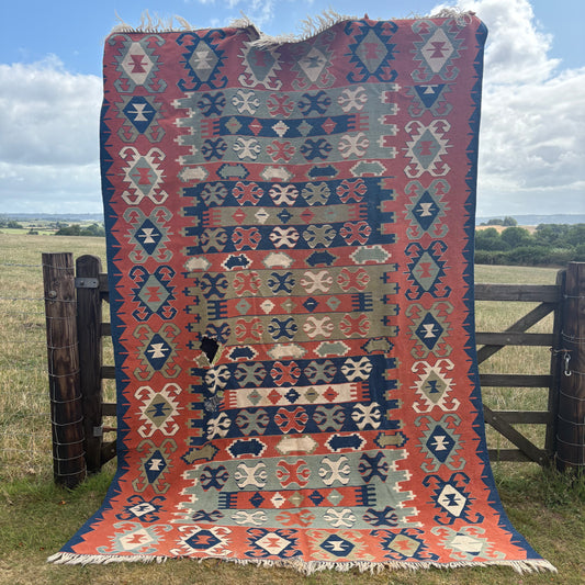 Cortina Rug - 200cm x 282cm