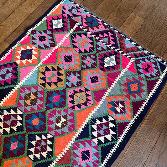 Bright - 163cm x 87cm