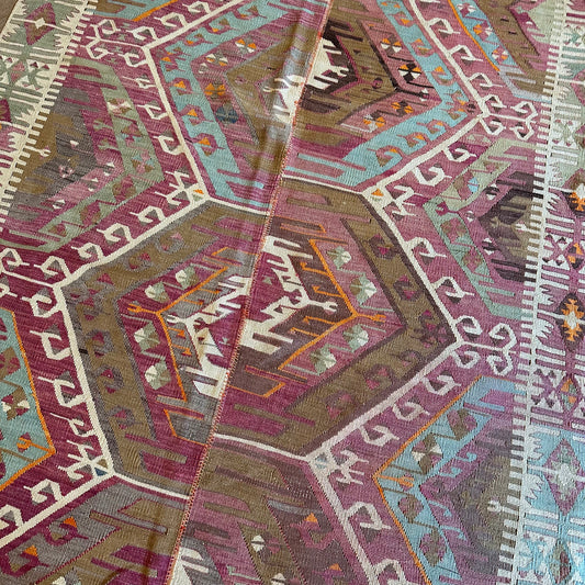 Highlands - 332cm x 145cm