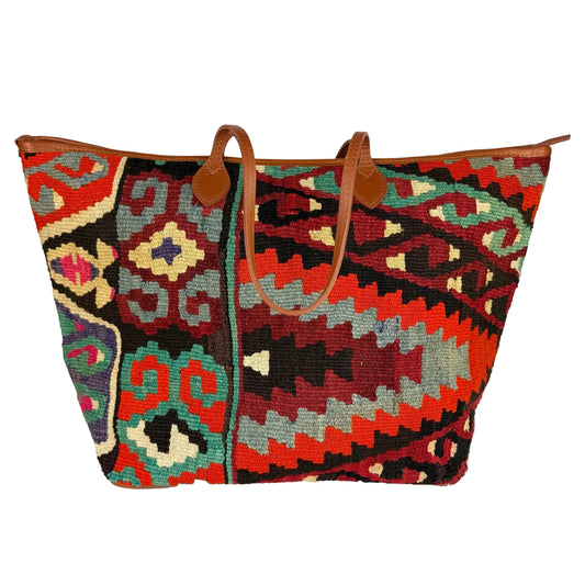 Circus - Izzy Slouch Bag