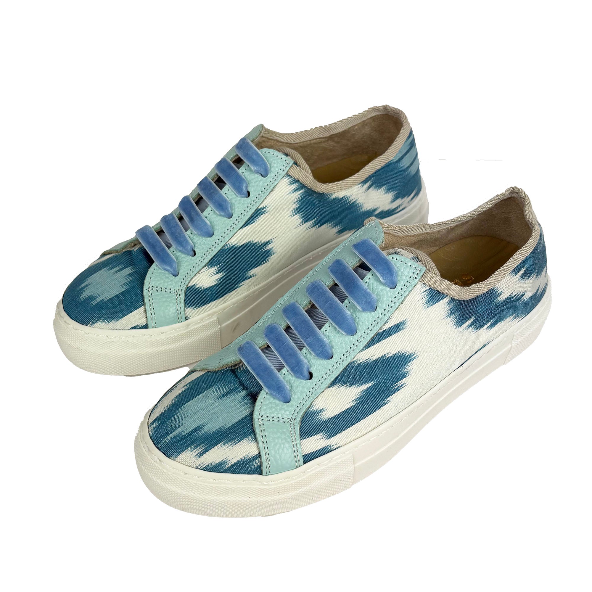 Laguna Blues - She Who Dares - UK 4