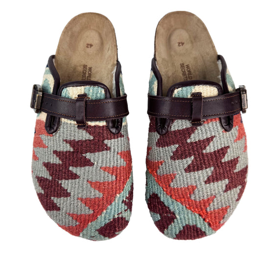 Salcombe - EU 42 Unisex Carpet Clog