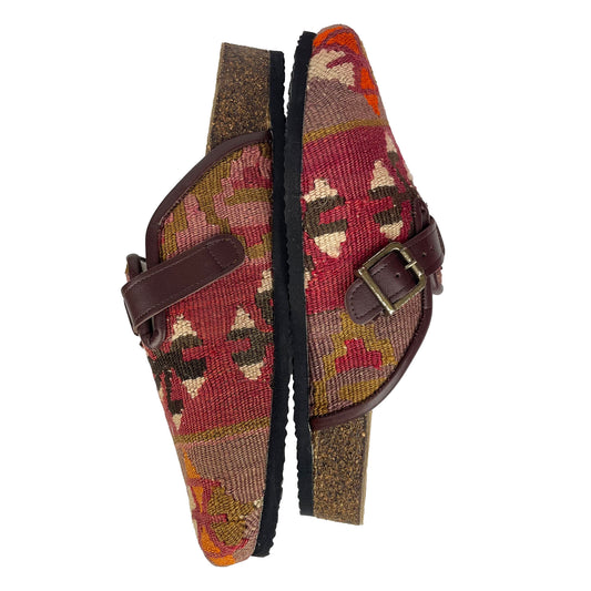 Rhino - EU 42 Unisex Carpet Clog