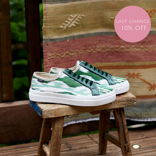 Emerald Green - 'She Who Dares' Sneakers