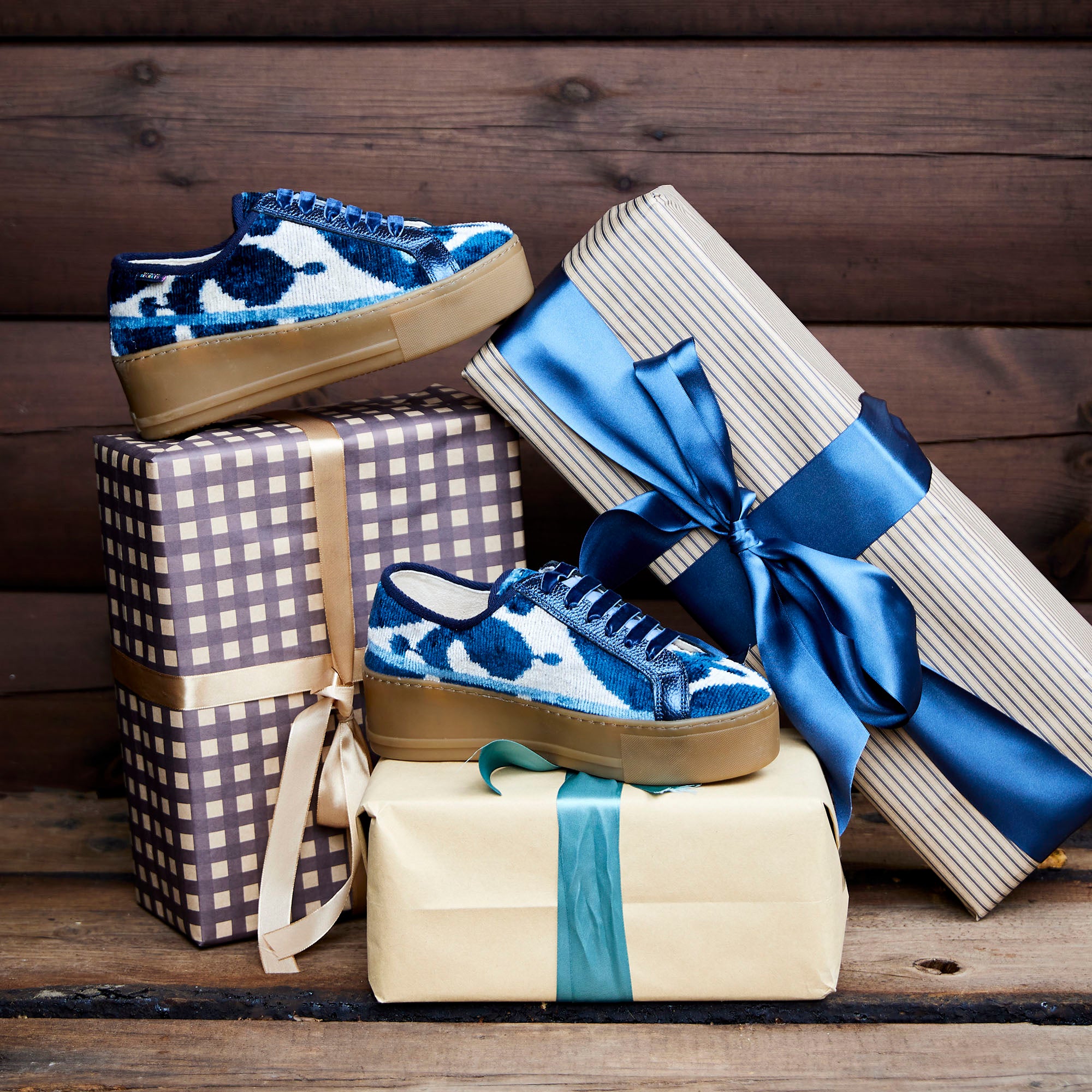 Limited Edition Velvet Crush - 'High Flyer' Sneakers