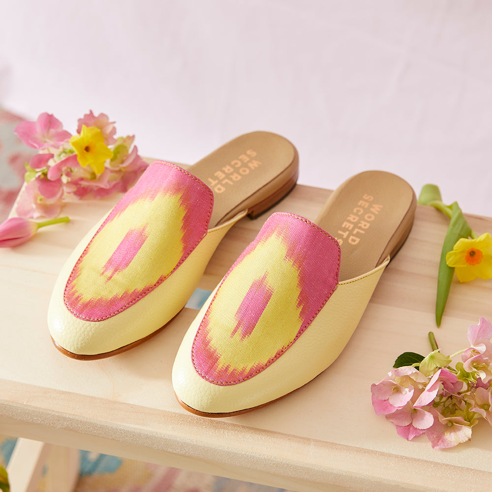 Pink Daisies - Ikat Mules