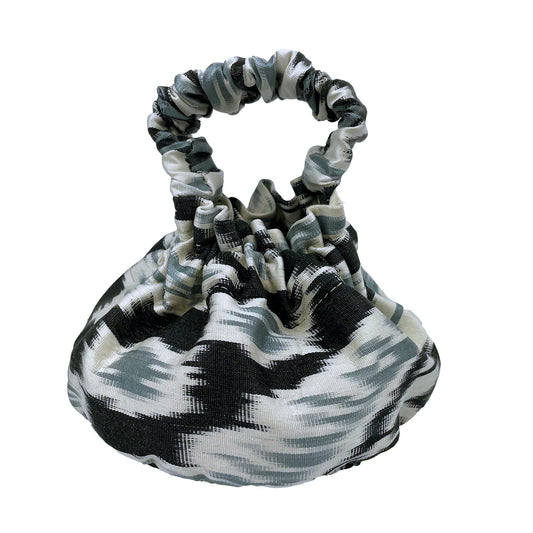 Liquorice - Power Puff Bag